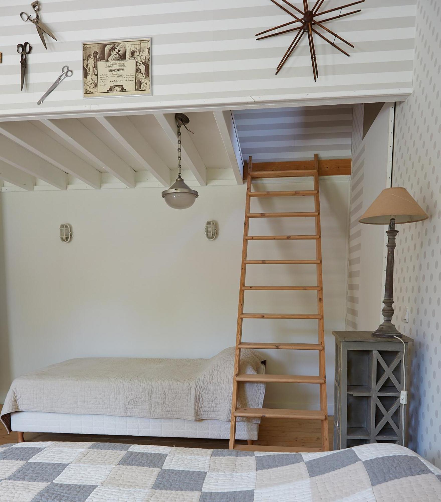Les De L'yeres Holiday home