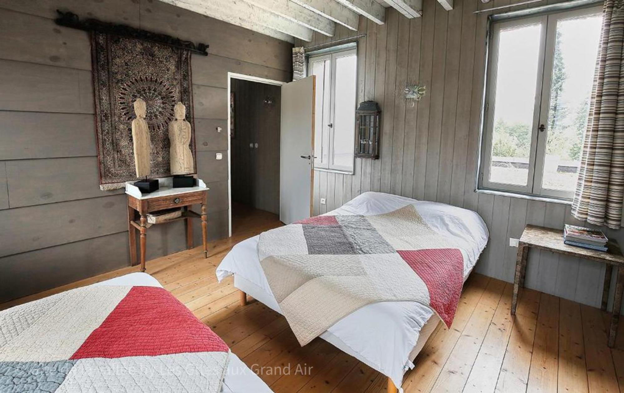 Holiday home Les De L'yeres *
