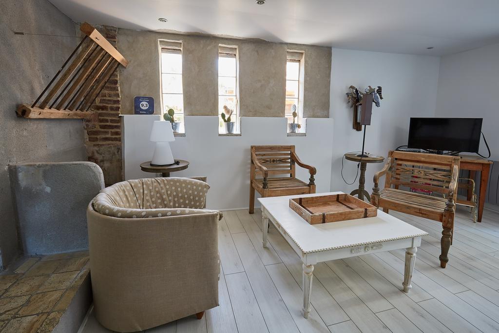 Holiday home Les De L'yeres *
